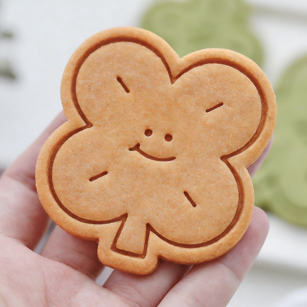 Glücksbringer Vierblättriges K – Kitchen Baking Items Bewertung und Preis
