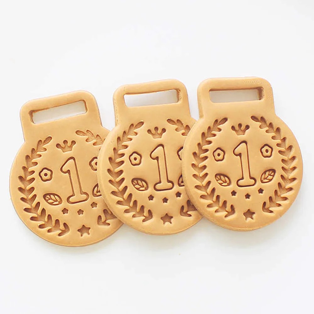 Medaillen-Trophäen Ausstechfor – Kitchen Baking Items Bewertung und Preis